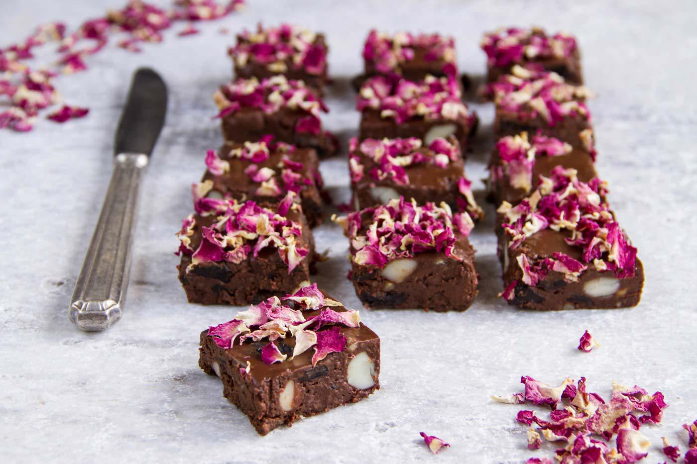 May Flowers: 10 Edible Floral Treats to Nom This Spring